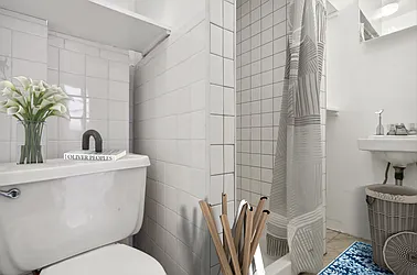 Rented by Cooper & Cooper Real Estate