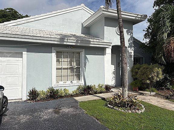 1st image of 6400 SW 112th Pl