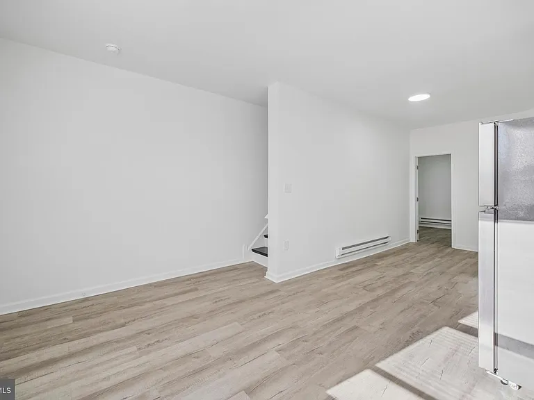 2964 N Taylor St — Photo 4