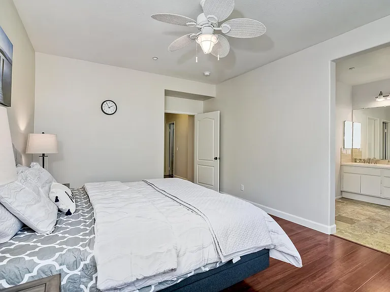 16471 Calloway Dr — Photo 21