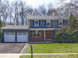 9 Warne Rd, Matawan, NJ 07747