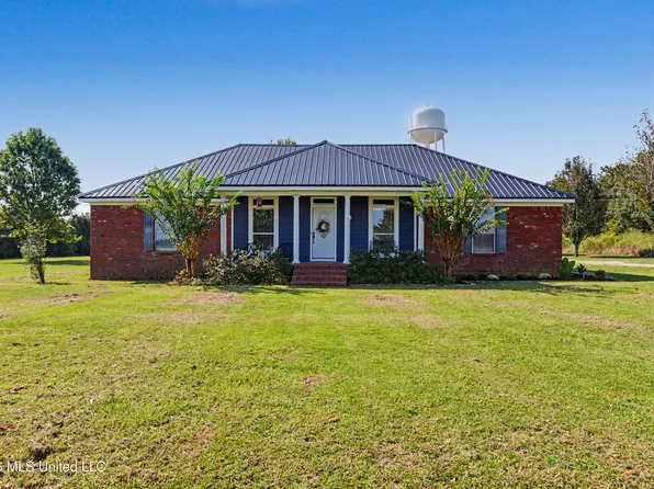 120 Henry Eubanks Rd, Lucedale, MS 39452