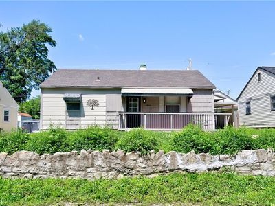 2312 Englewood Ct, Independence, MO, 64052