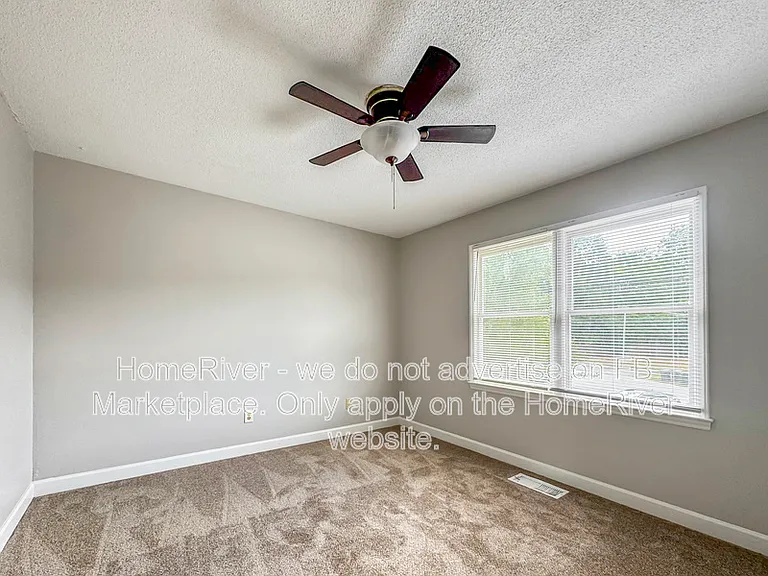 1161 Glendale Dr — Photo 8