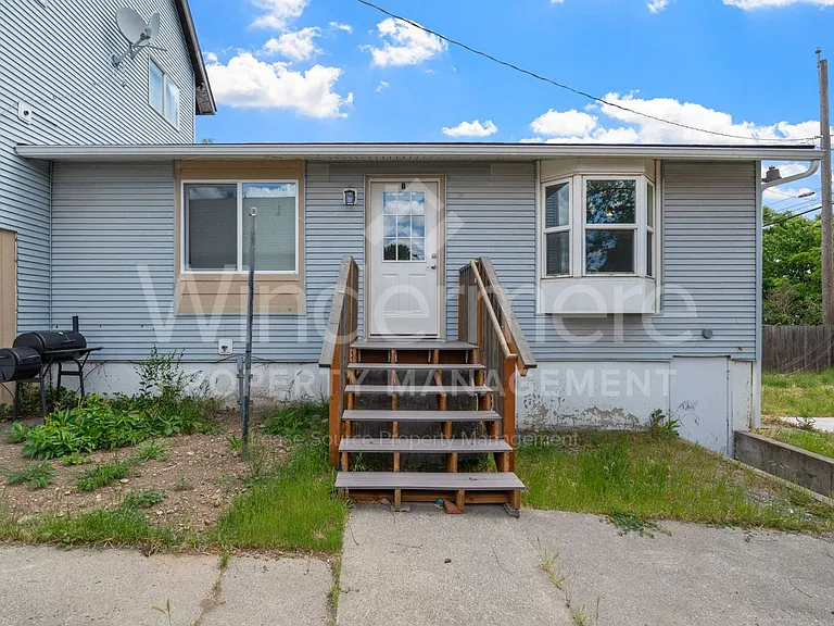 1804 E Liberty Ave — Photo 2