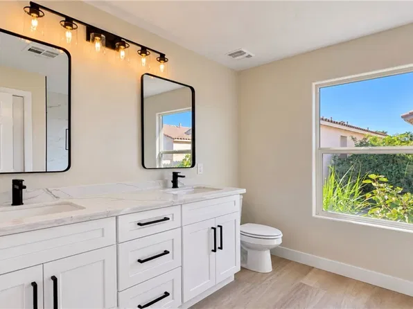 7480 Easingwold Dr, Las Vegas, NV 89113