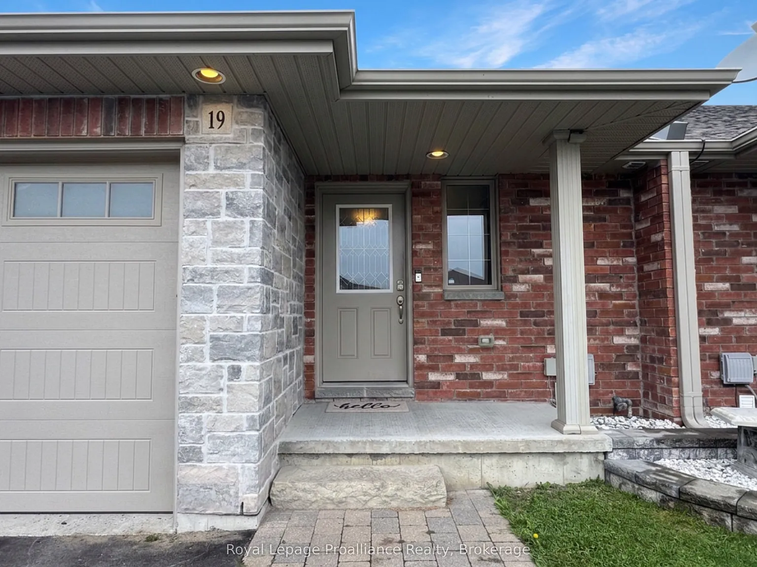 2 bed, $2,700 — Photo 2
