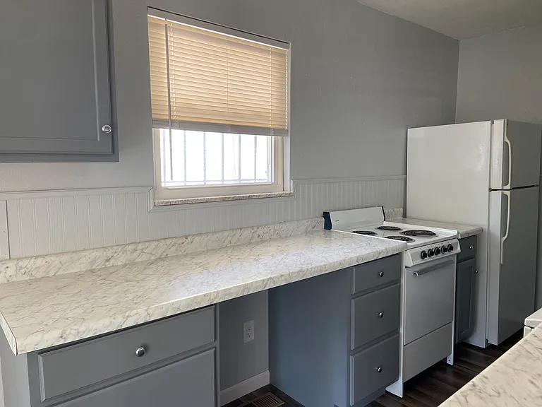 2140 Kensington Dr #A — Photo 4