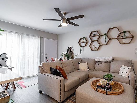 5th image of 1440 Thomas Ave #5
