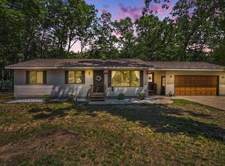 240 S Broton Rd, Muskegon, MI 49442