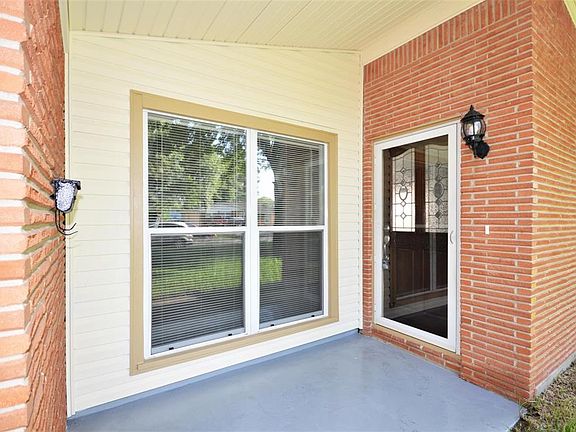 3rd image of 12117 Palmfree St