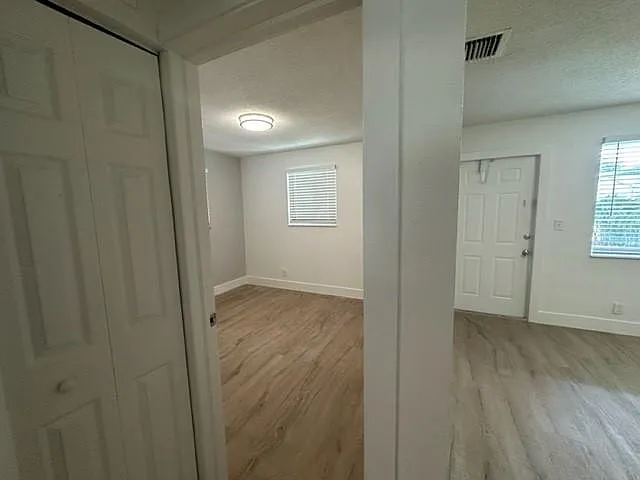 5911 NE 18th Ave #4 — Photo 21