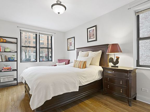 3rd image of 160 W 85th St APT 1K