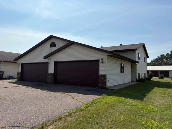 2813 Edgewood Dr, Menomonie, WI