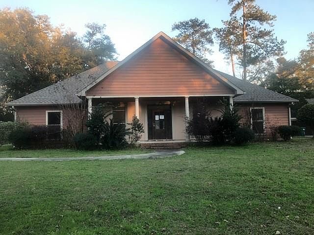 1st image of 46318 Charles Dr