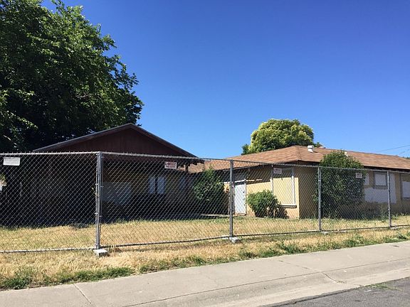 3rd image of 7000 Carnation Ave #7002
