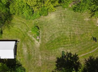 1568 Lakeview Rd, Jamestown, PA 16134