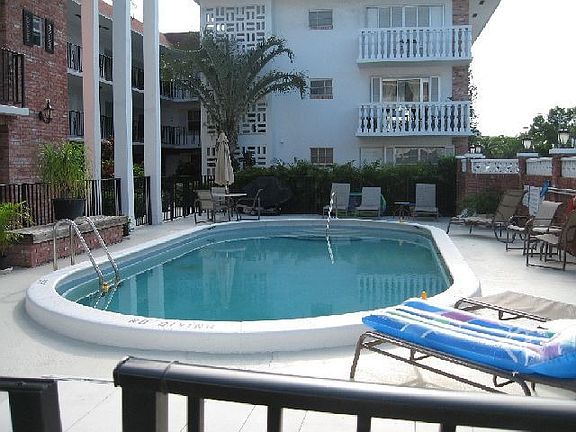 Common Swimming Pool