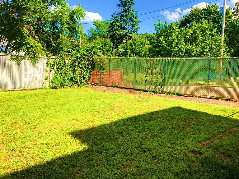 252 Methuen St #B — Photo 9