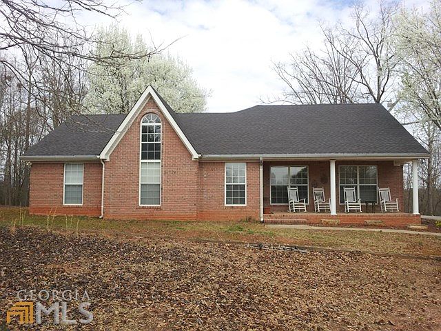 2nd image of 185 Riverbend Rd