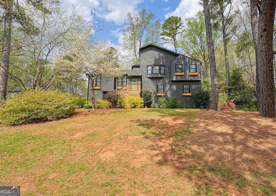 1st image of 2677 Forest Way