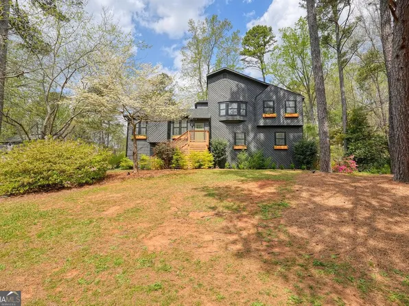 2677 Forest Way NE, Marietta, GA 30066