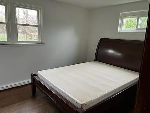 3 bed, 960 sqft, $2,400 — Photo 4