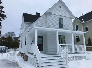 703 State St, Petoskey, MI 49770