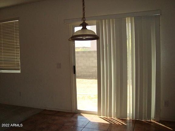 4th image of 9021 W Hughes Dr