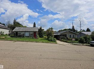 5011 48th St, Myrnam, AB T0B3K0
