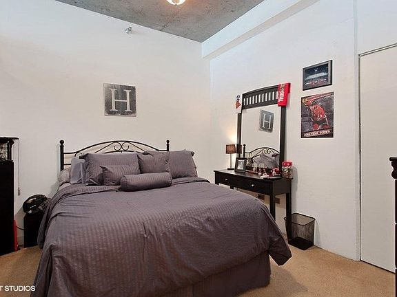 4th image of 1720 S Michigan Ave APT 2707