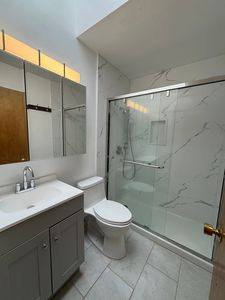438 12th Ave APT 5 - Image 2