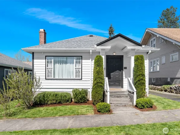 301 Columbia Street, Kelso, WA 98626