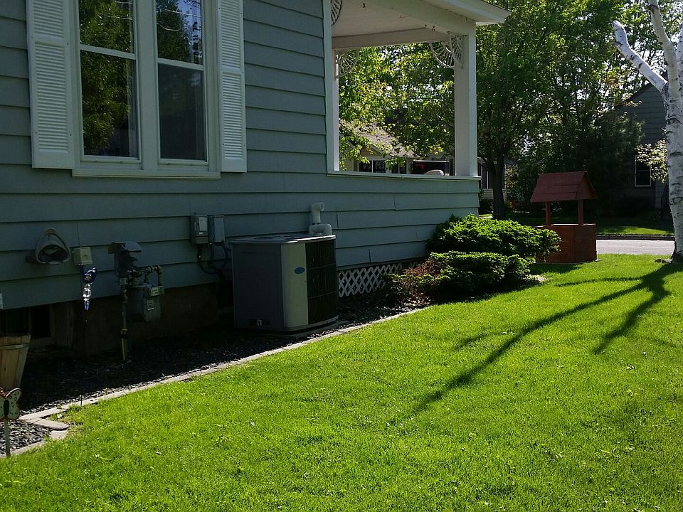 1st image of 679 Dacota St