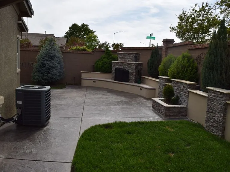 1902 Horseshoe Glen Cir — Photo 31