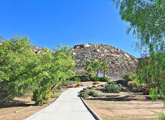 3rd image of 25346 Kerri Ln