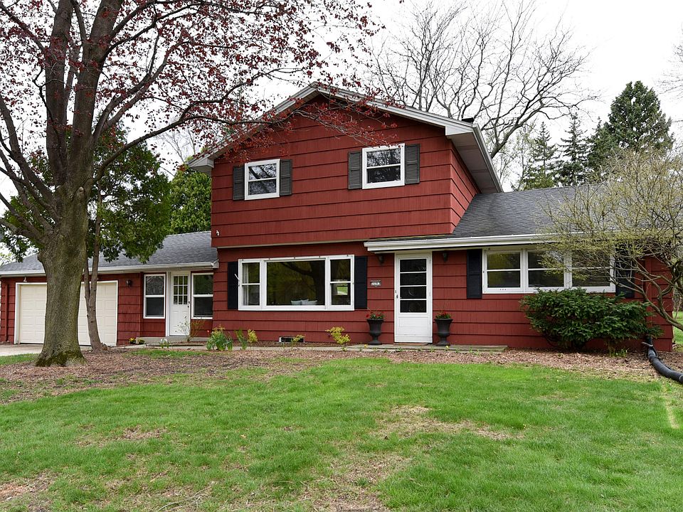 1st image of 3283 N 107th St
