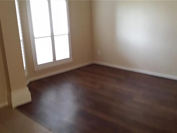 3rd image of 6129 Maramet Dr