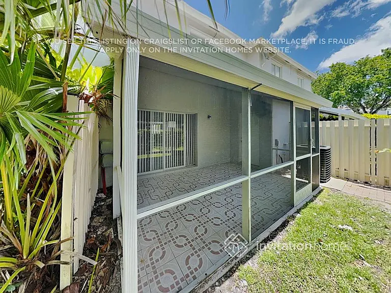 4728 SW 13th Pl — Photo 19