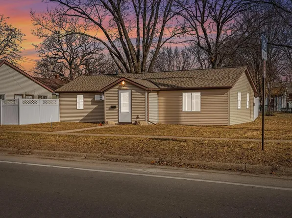 440 7th STREET SOUTH South, La Crescent, MN 55947