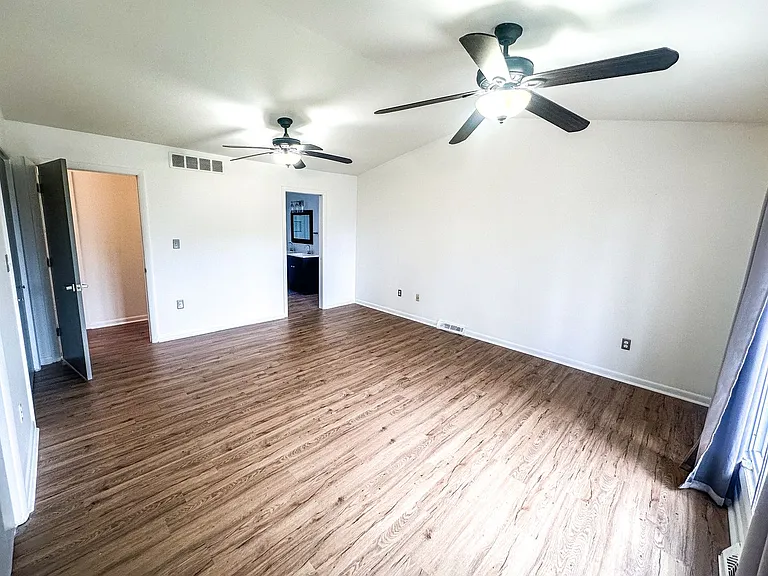 713 Tenikat St — Photo 19