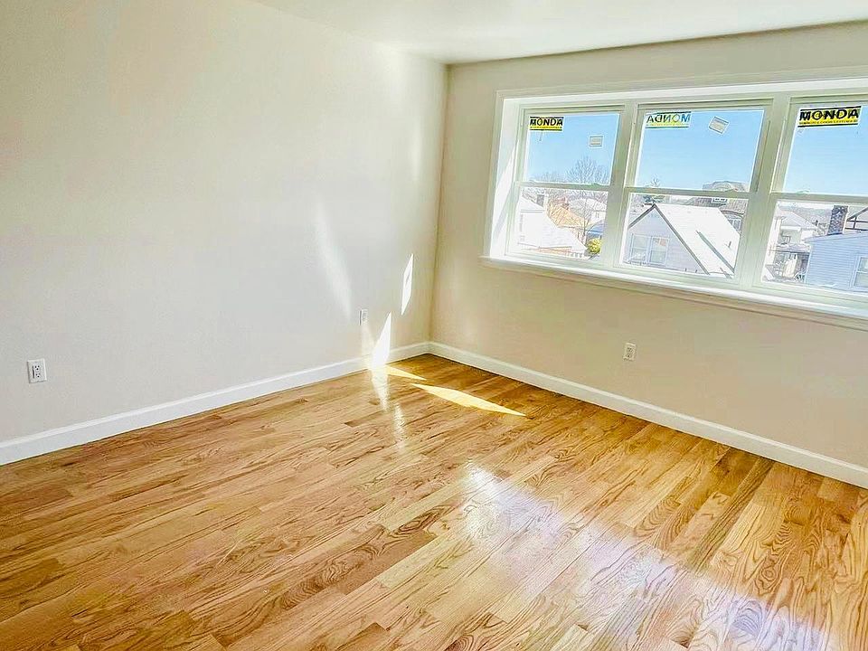 1st image of 6549 170th St Floor 2
