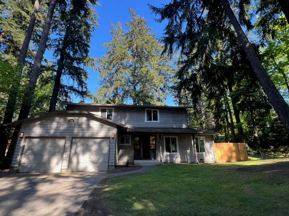 8430 SE 45th St, Mercer Island, WA 98040
