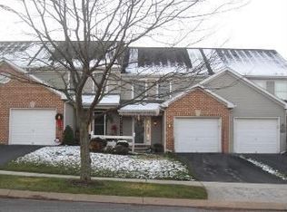 4072 Buttonwood Dr, Mount Joy, PA 17552