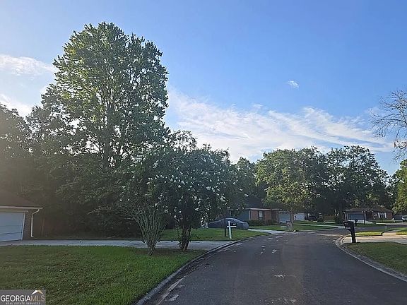 4th image of 8467 Santana Ct