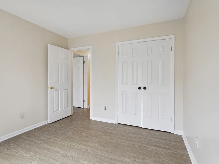 803 Chalk Ct — Photo 13