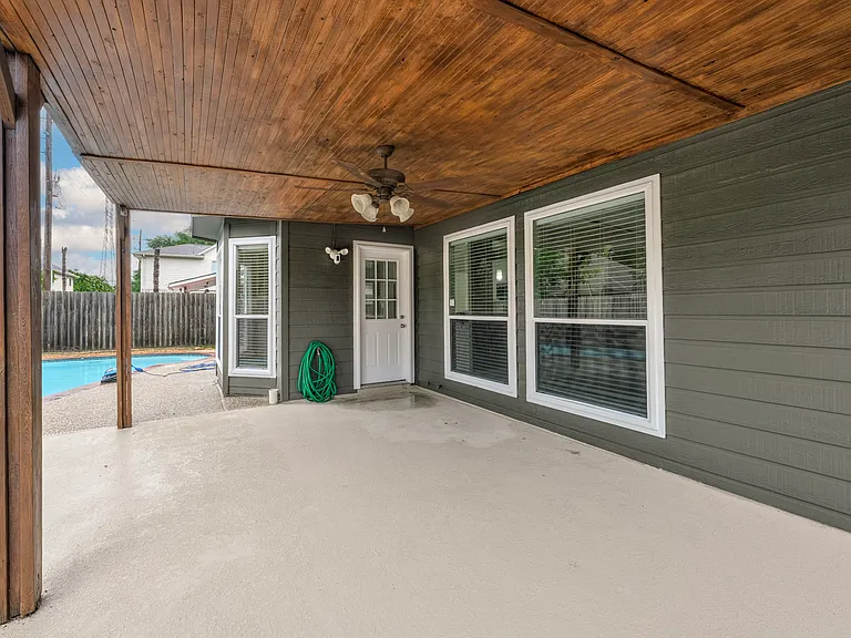 3361 Zubin Ln — Photo 27