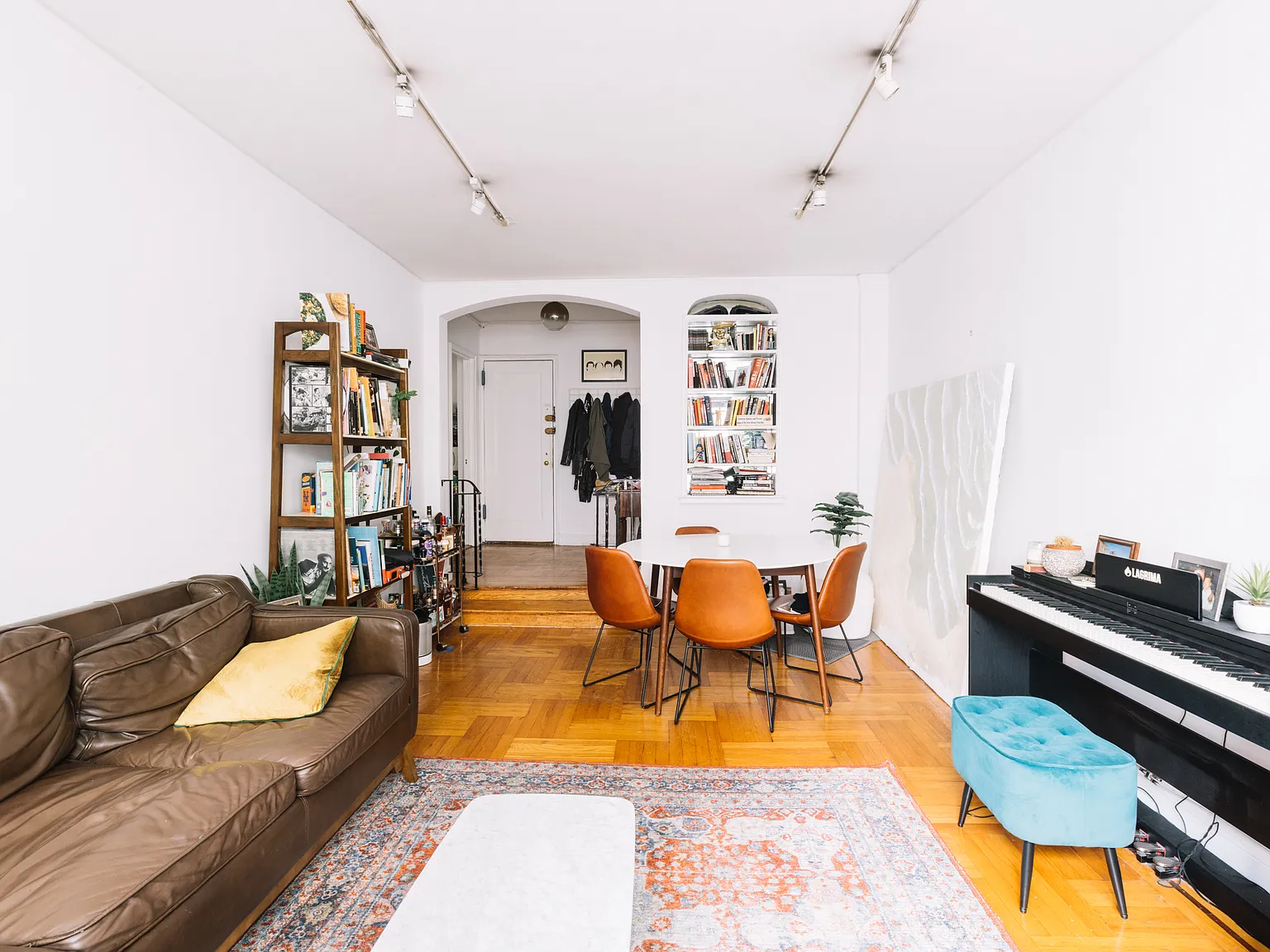 25 Minetta Lane — Photo 4