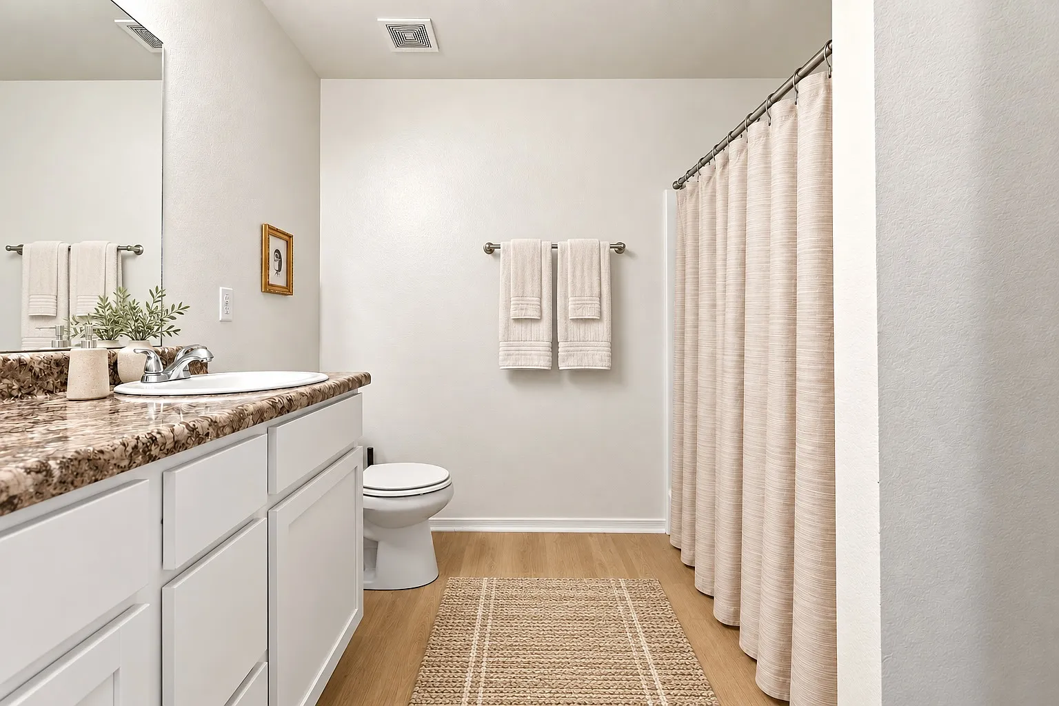 3 bed, 1594 sqft, $2,600 — Photo 4