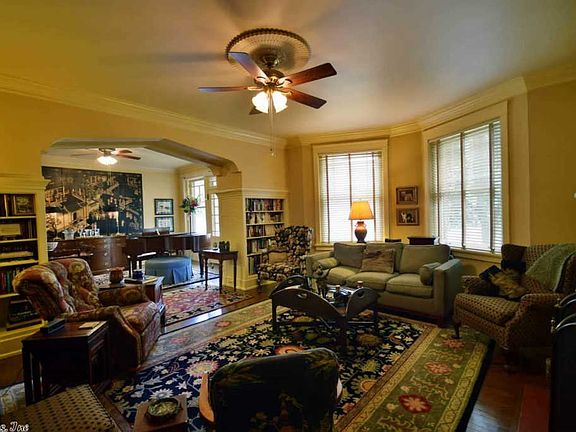 5th image of 1409 Louisiana St APT 4
